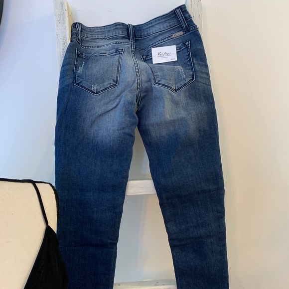 Last 23, 25, 26 ‼️ Light Wash Low Rise Moto Jeans - Picture 5 of 6